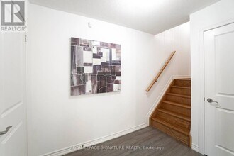 2466 Mayapple Xing in Pickering, ON - Building Photo - Building Photo