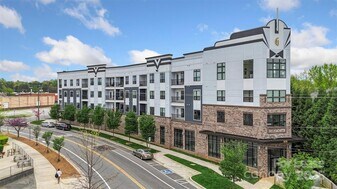 3630 N Davidson St in Charlotte, NC - Building Photo