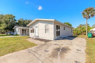 608 Walker St in Daytona Beach, FL - Building Photo - Building Photo