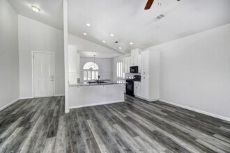 953 Portside Cir in Roseville, CA - Building Photo - Building Photo