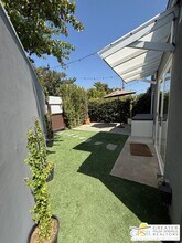 2030 Ocean Park Blvd in Santa Monica, CA - Building Photo - Building Photo