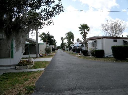 Brentwood Mobile Park in Avon Park, FL - Building Photo