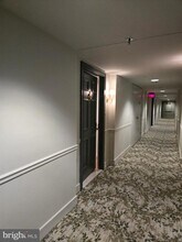 5450 Whitley Park Terrace in Bethesda, MD - Building Photo - Building Photo