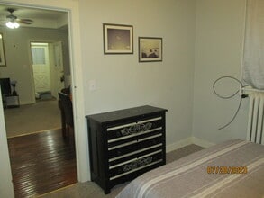 1338 Main St in Dubuque, IA - Building Photo - Building Photo