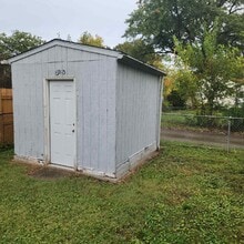 1015 Camden Ave in Louisville, KY - Building Photo - Building Photo