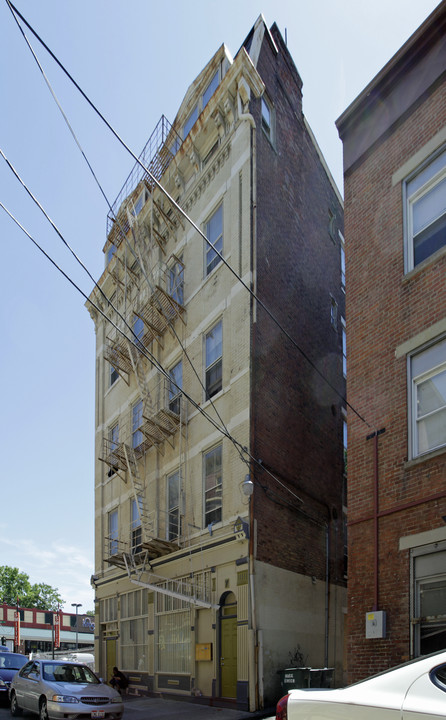 5-7 W Fifteenth St in Cincinnati, OH - Foto de edificio