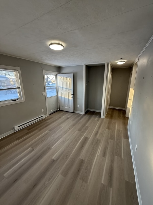 1126-1128 Sunset Ave in Kelley, IA - Building Photo - Building Photo