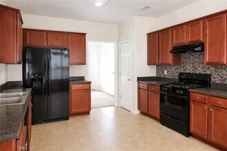 3426 Big Leaf Ct in Buford, GA - Building Photo - Building Photo