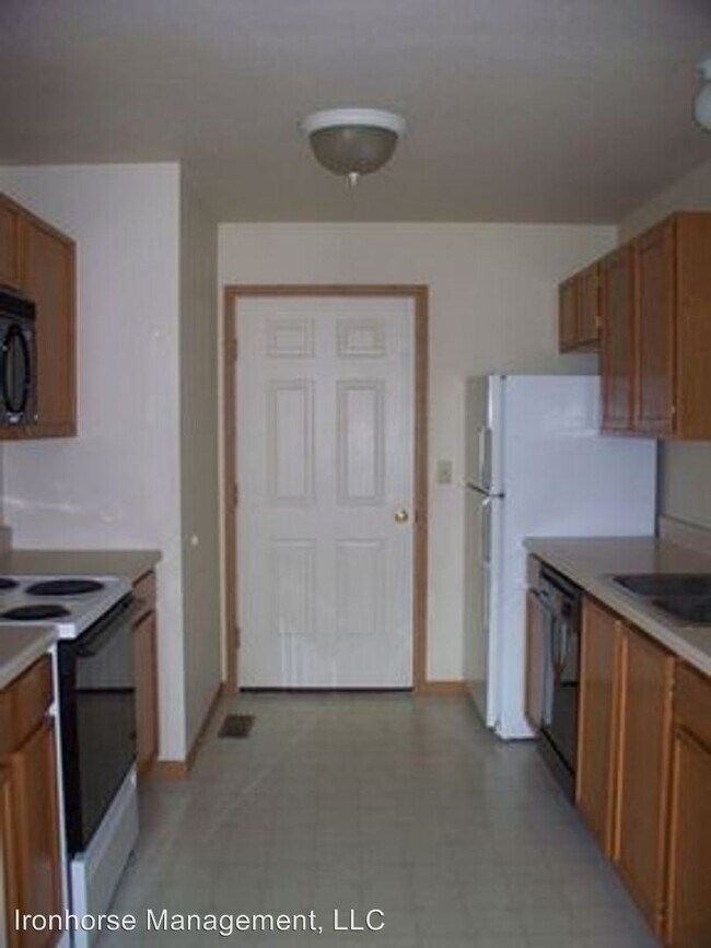 2411 Daws Dr in Bozeman, MT - Building Photo - Building Photo