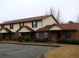 Heritage Villas Apartments in Hamilton, GA - Building Photo - Building Photo