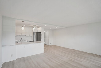 317 Brighton H in Boca Raton, FL - Building Photo - Building Photo