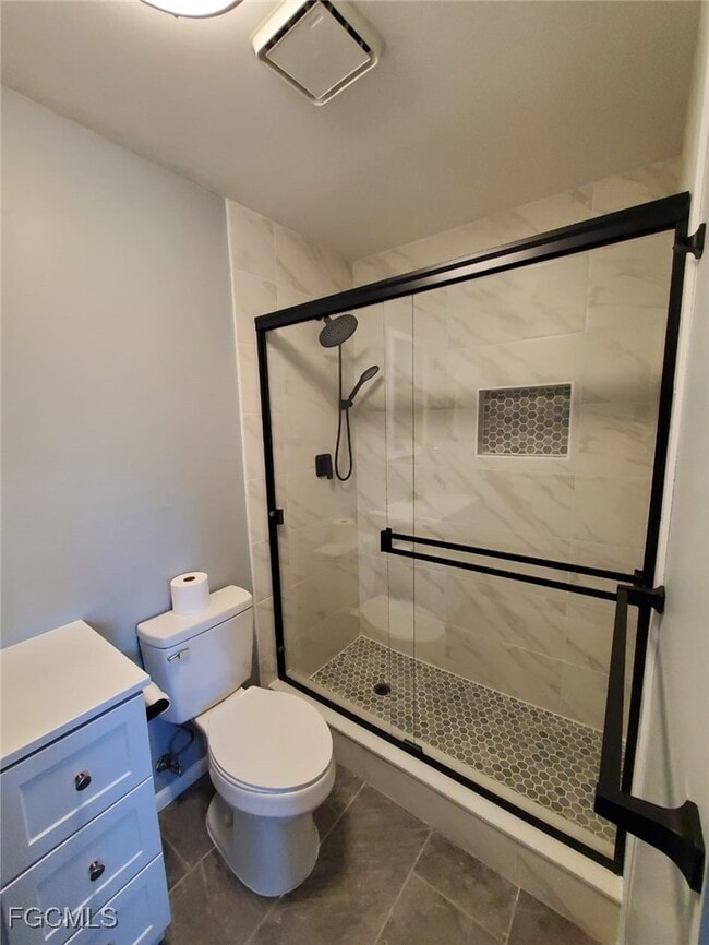 property at 5713 Foxlake Dr