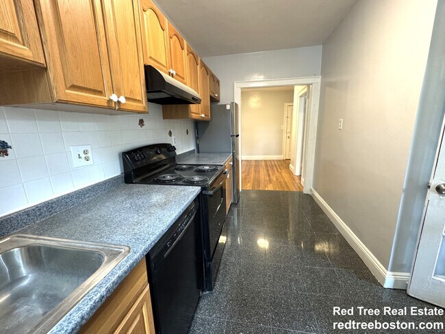 52 Strathmore Rd, Unit 26 in Boston, MA - Building Photo - Building Photo