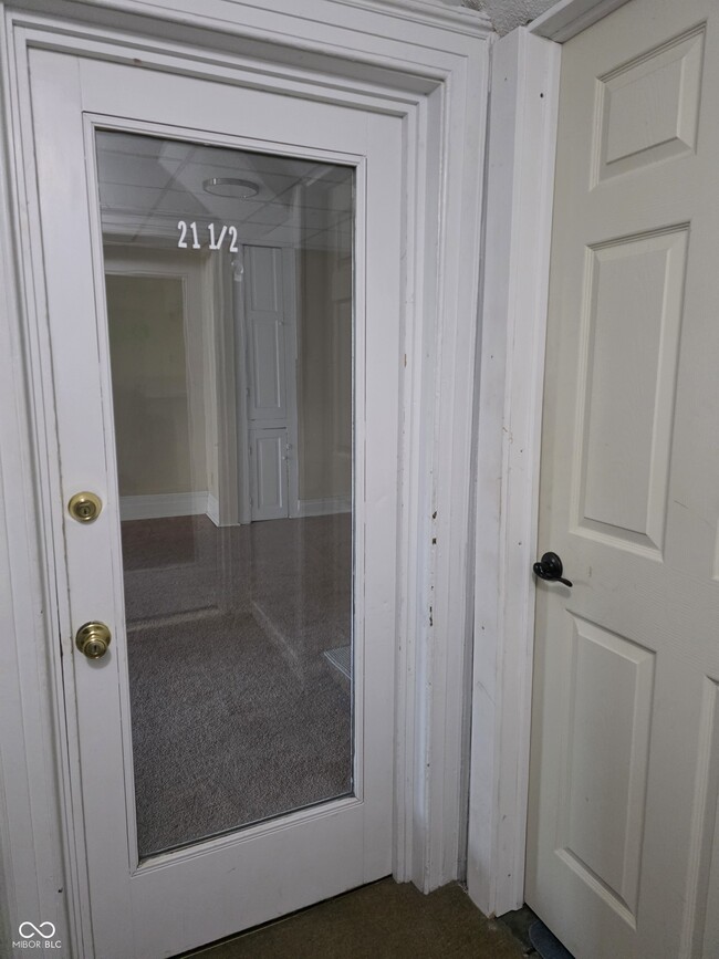 property at 21.5 W Franklin St