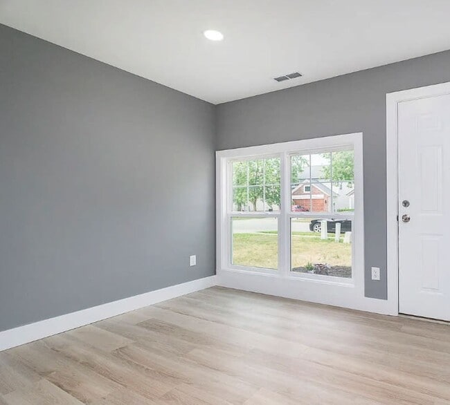 6747 Wimbledon Dr in Zionsville, IN - Building Photo - Building Photo