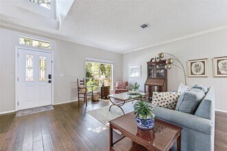 10906 Redgate Ln in Austin, TX - Building Photo - Building Photo