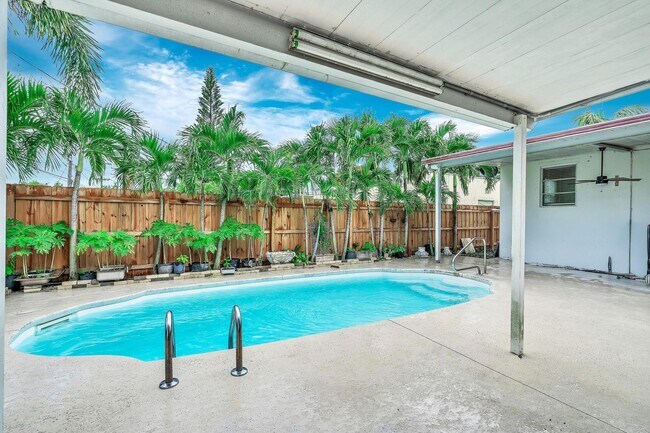 property at 726 N A St