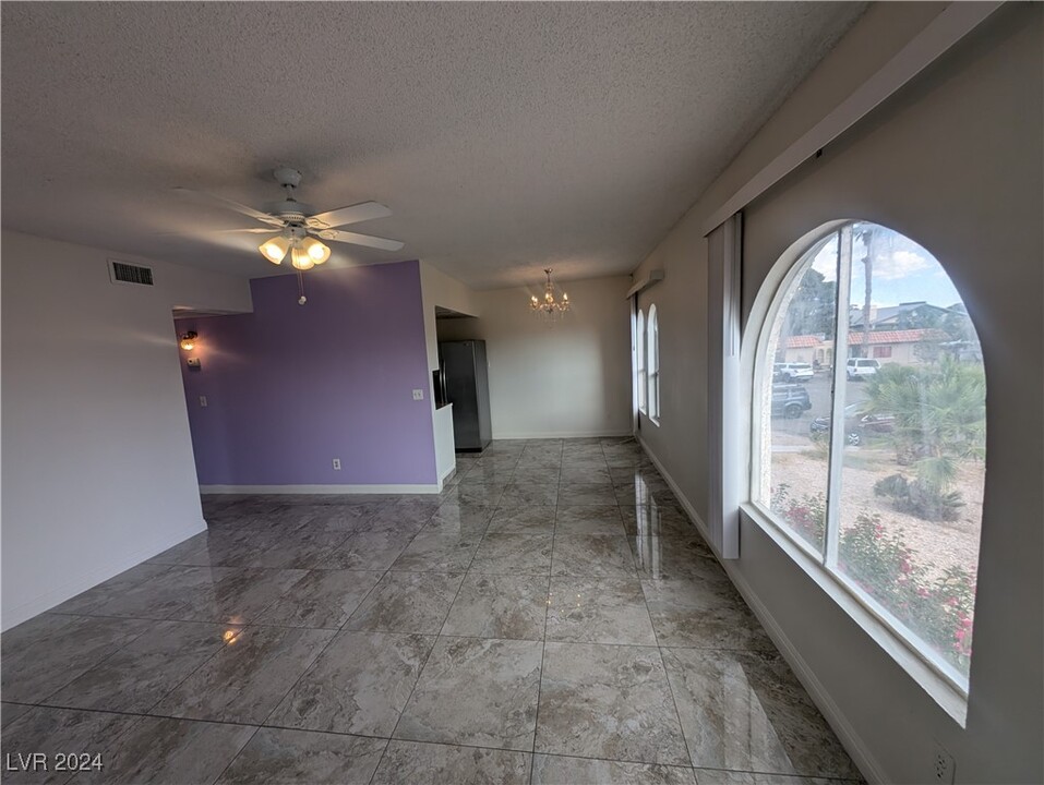 1364 Pattee Cir in Las Vegas, NV - Building Photo