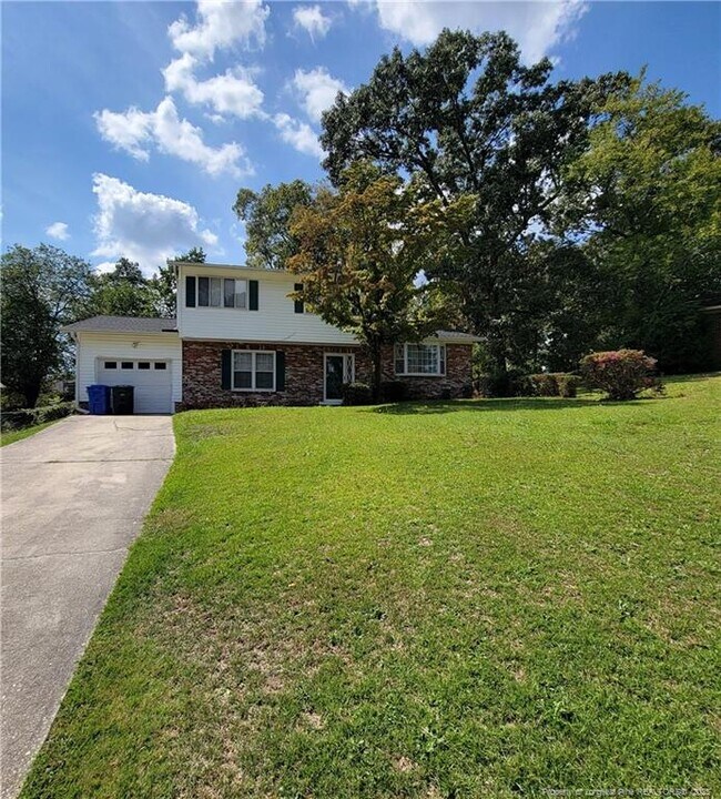 5321 Trampas Ct in Fayetteville, NC - Building Photo