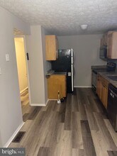 1404 Elm Grove Cir in Silver Spring, MD - Building Photo - Building Photo