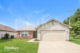 1111 Berwyn Rd in Whiteland, IN - Building Photo