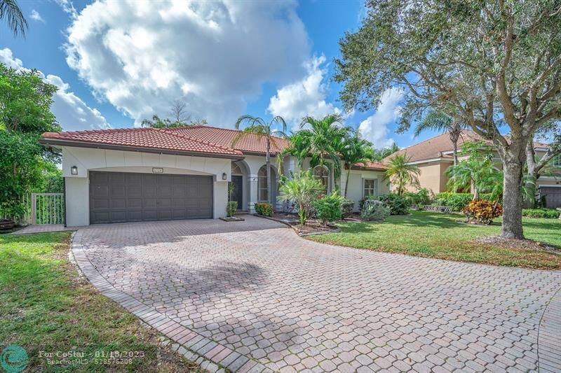 5320 NW 103rd Way in Coral Springs, FL - Building Photo