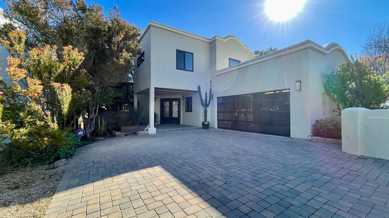 591 Bluerock Dr in San Luis Obispo, CA - Building Photo