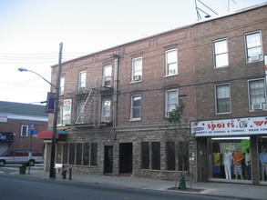 661-663 Bay St in Staten Island, NY - Building Photo - Building Photo