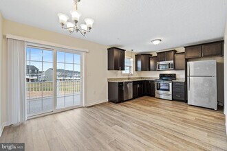 1201 Walnut Bottom Rd in Carlisle, PA - Foto de edificio - Building Photo