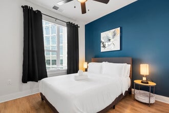 2317 W Grace St in Tampa, FL - Foto de edificio - Building Photo