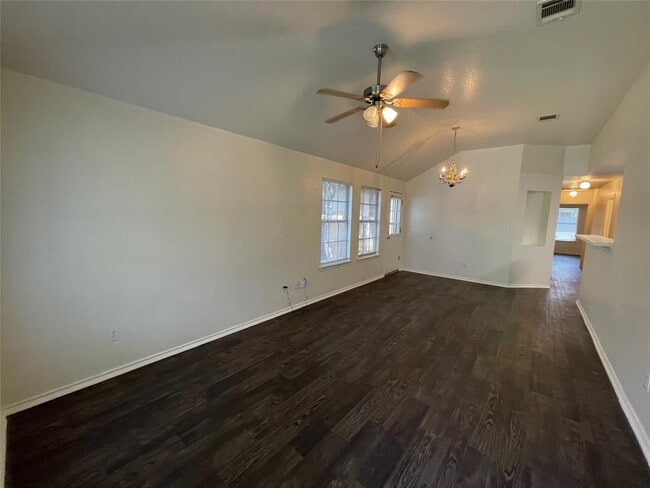 1239 Armadillo Rd in Austin, TX - Building Photo - Building Photo
