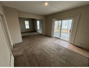 1313-1315 Green Bay St in La crosse, WI - Building Photo - Building Photo