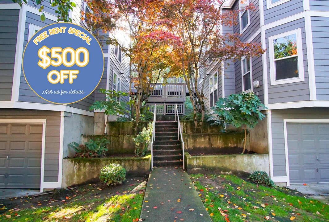 235 SW Hooker St in Portland, OR - Building Photo