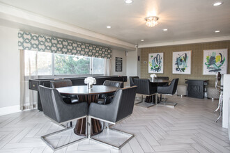 Pembroke Towers in Norfolk, VA - Building Photo - Interior Photo