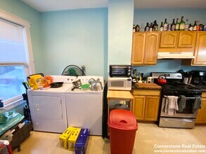 1562 Tremont St, Unit 3 in Boston, MA - Building Photo - Building Photo