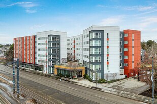 Mercy Othello Plaza in Seattle, WA - Building Photo