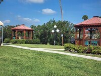 93 Spring Lake Dr photo'