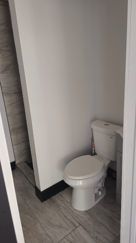 18960 NW 7th Ave in Miami, FL - Foto de edificio - Building Photo