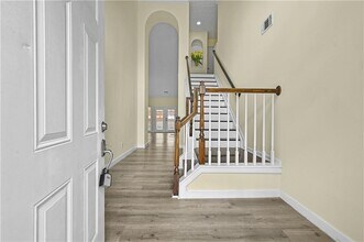 675 Manor Glen Dr in Suwanee, GA - Building Photo - Building Photo