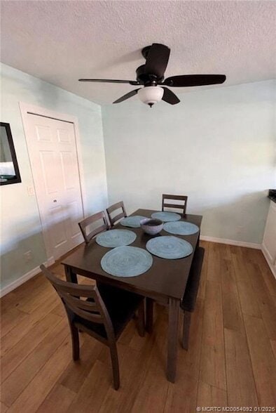 7411 SE Jamestown Terrace in Hobe Sound, FL - Building Photo - Building Photo