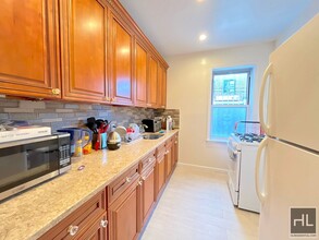 58-06 43rd Ave in Queens, NY - Building Photo - Building Photo