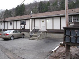 4085 Old Rte 8 in Allison Park, PA - Building Photo