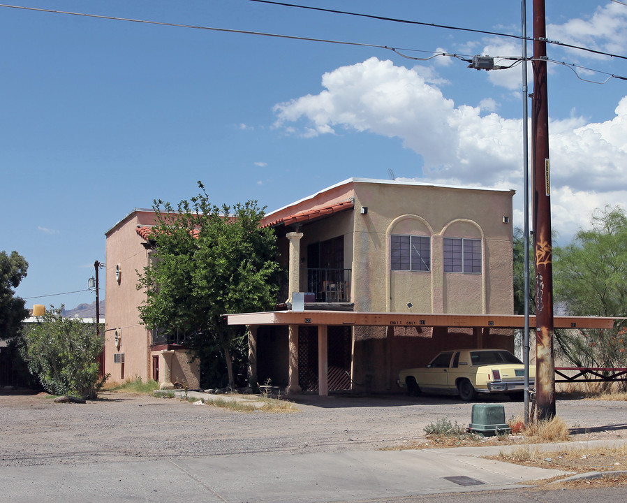 621-627 E Jacinto St in Tucson, AZ - Building Photo