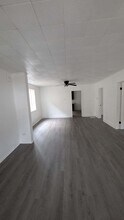 76 Weaver St in Buffalo, NY - Building Photo - Building Photo