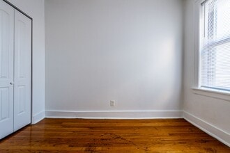 7944 S Paulina in Chicago, IL - Building Photo - Building Photo