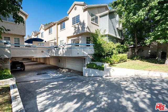property at 515 Glenwood Rd