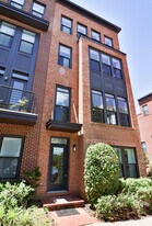 1424 Piccard Dr in Rockville, MD - Building Photo