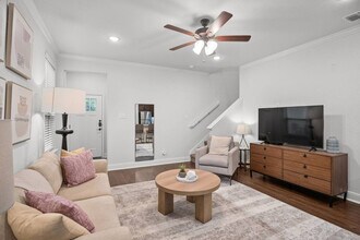 10319 Lynwood Branch in San Antonio, TX - Building Photo - Building Photo