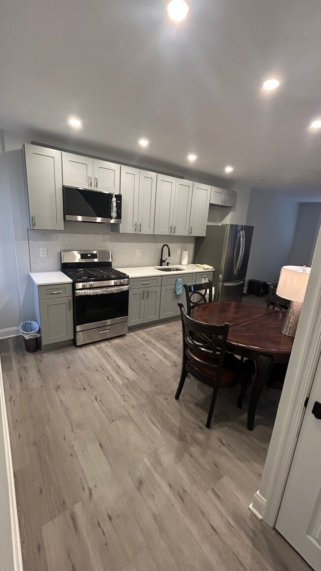 3050 N Hemberger St in Philadelphia, PA - Building Photo - Building Photo