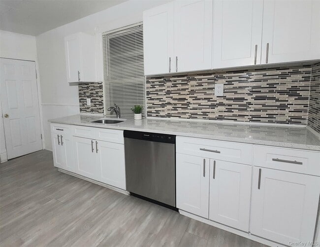 3 Allen Pl in Poughkeepsie, NY - Building Photo - Building Photo